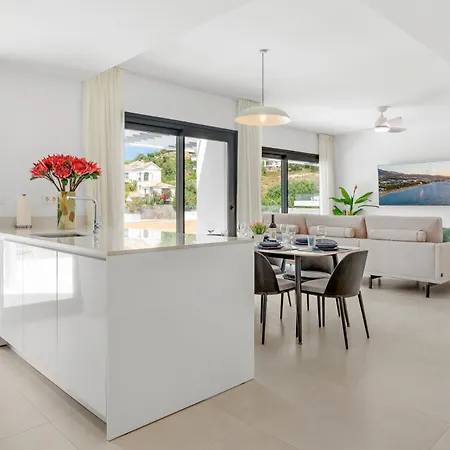 Apartmán Vivi Homes - The Essence - Sea Views - Terrace - Pool - Gym Marbella