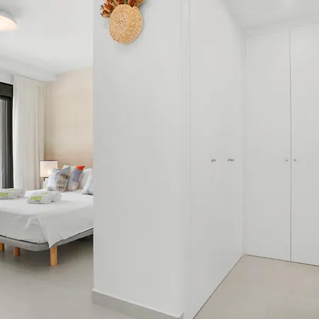Apartmán Vivi Homes - The Essence - Sea Views - Terrace - Pool - Gym *