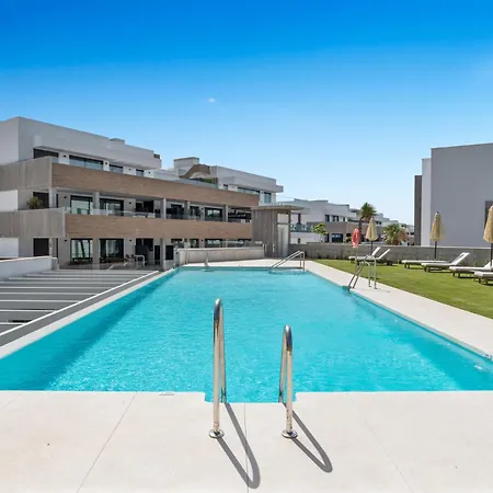 Apartmán Vivi Homes - The Essence - Sea Views - Terrace - Pool - Gym *